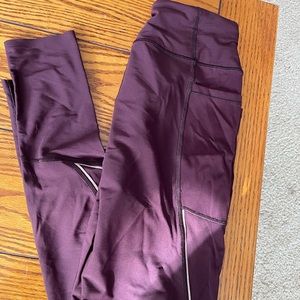 Victoria Sport Pocket Leggings